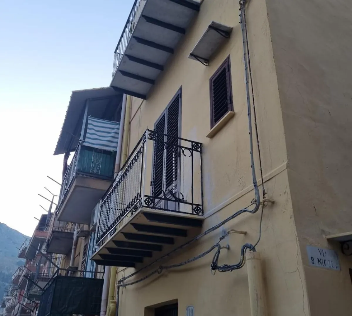 Panoramica Via Villa Carini Apartment