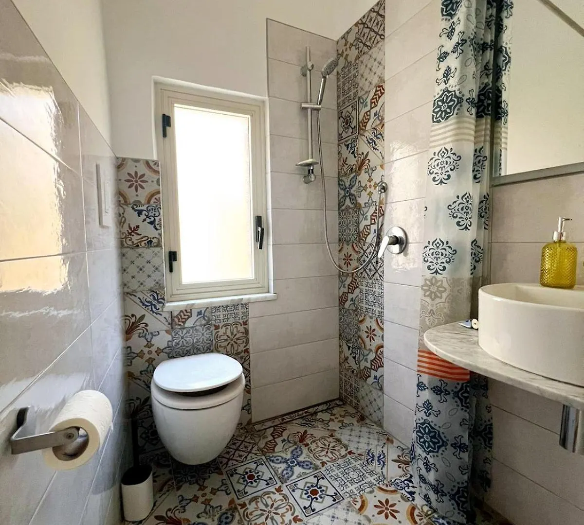 Apartment Panoramica Via Villa Carini Italy