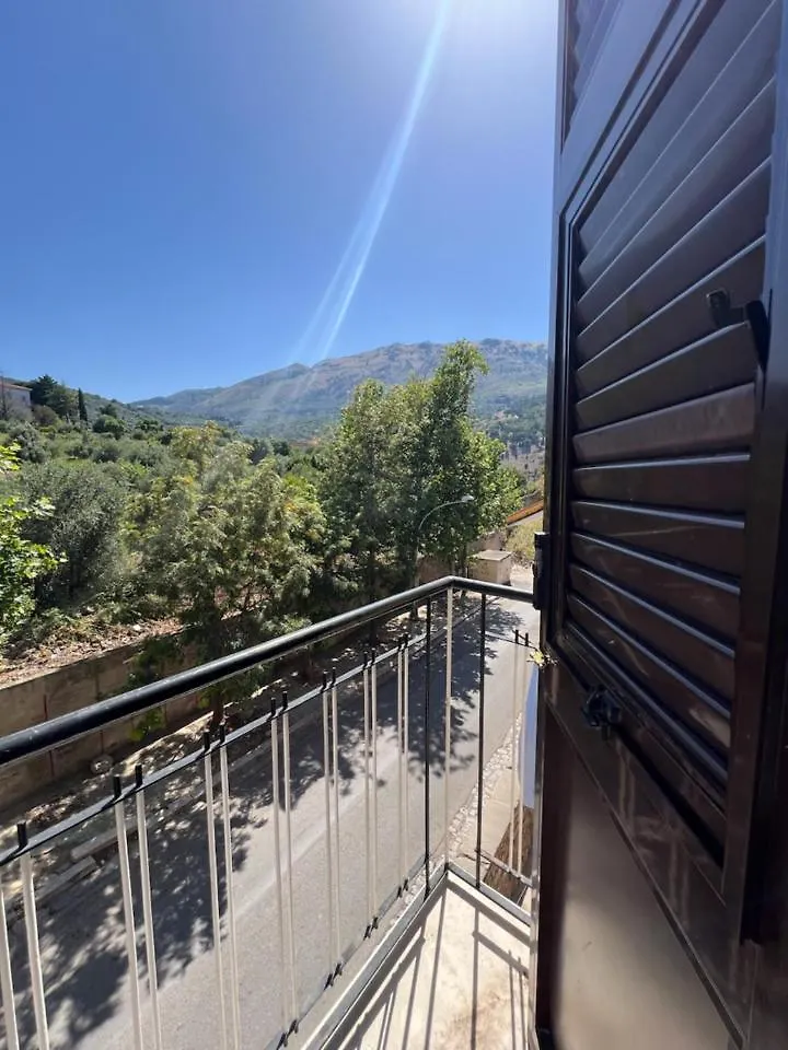 Apartment Panoramica Via Villa Carini Italy